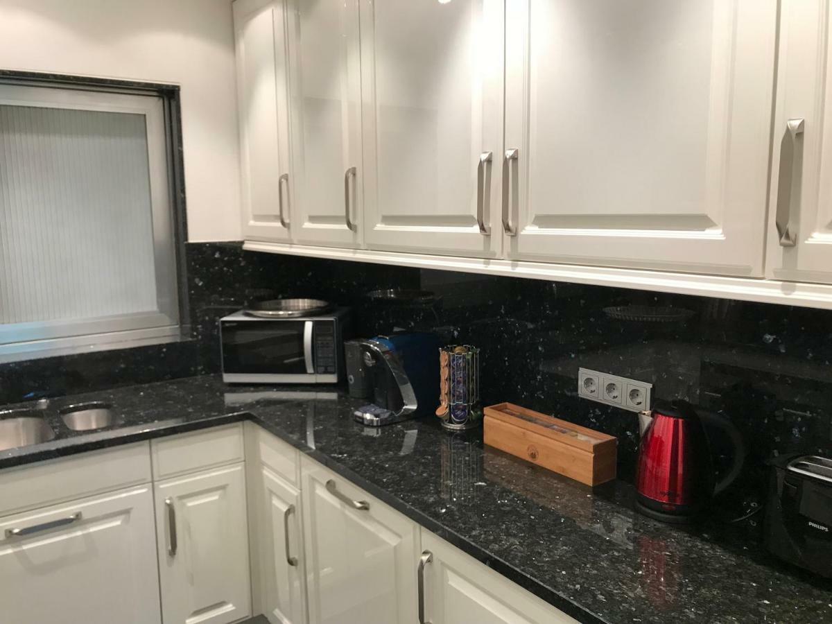 Ferienwohnung-Freiburg-Exklusiv エクステリア 写真